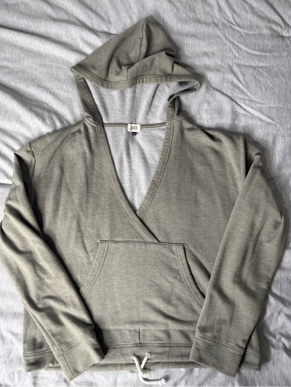 BKE Women’s Hooded VNeck